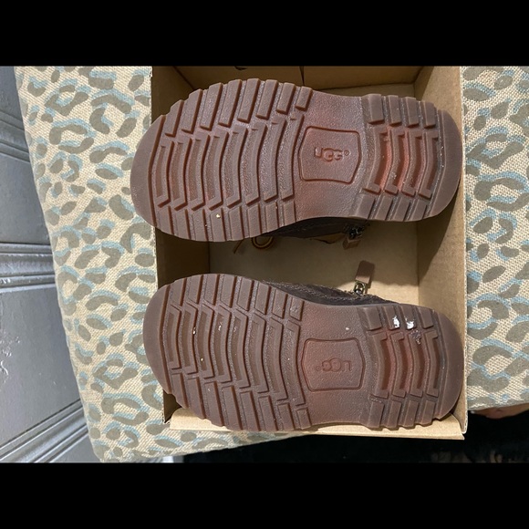 Ugg Bradley boots - Picture 4 of 6